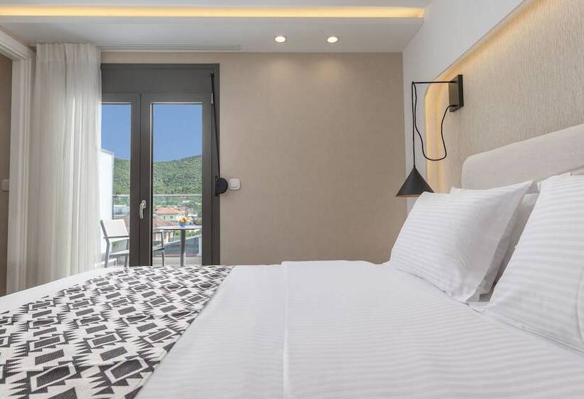 ペンション Alpe Luxury Accommodation