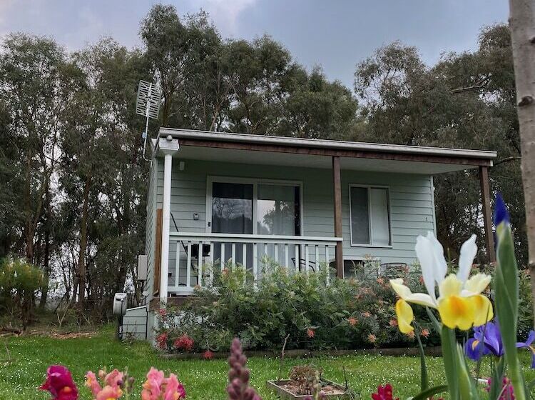 Tindoona Cottages