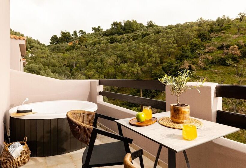 هتل Avaton Suites & Villa Philian Collection