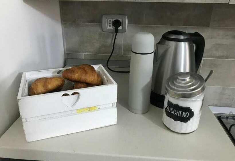 Резиденция Impeccable 3bed House In Vibo Valentia