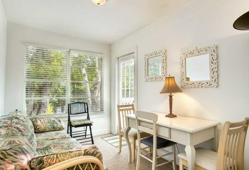 16431 Captiva Drive Cabin