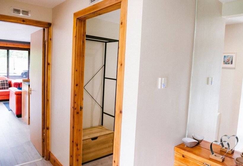 בית מלון כפרי Bright Star Lodge