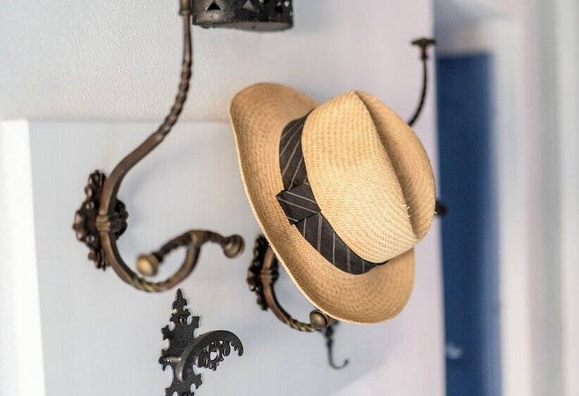 住所  Casa Mimi Garden With A View Cuglieri Sardinia