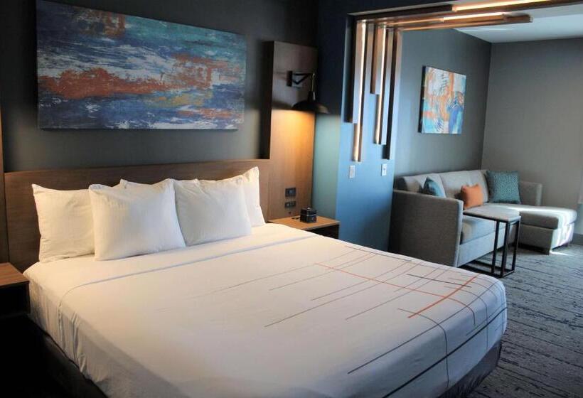 בית מלון כפרי La Quinta Inn & Suites By Wyndham Bardstown