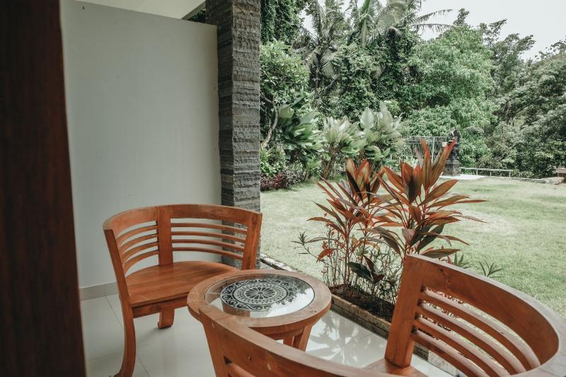 هتل Sekar Arum Riverside Resort In Canggu
