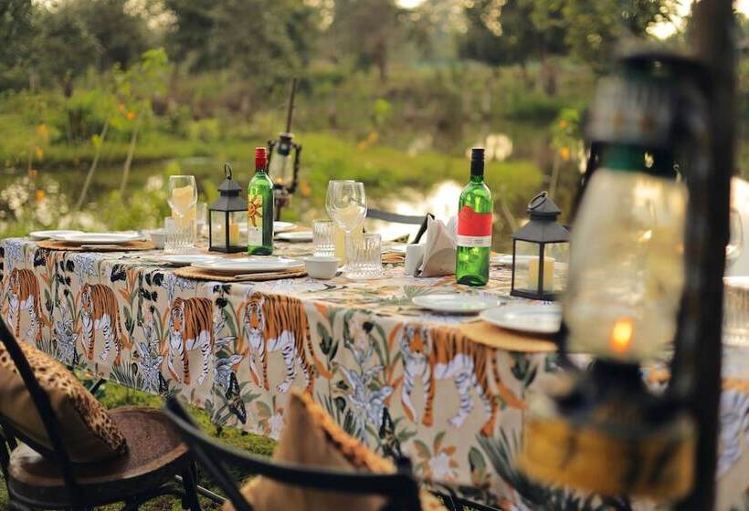 منتجع Bandhavgarh Meadows