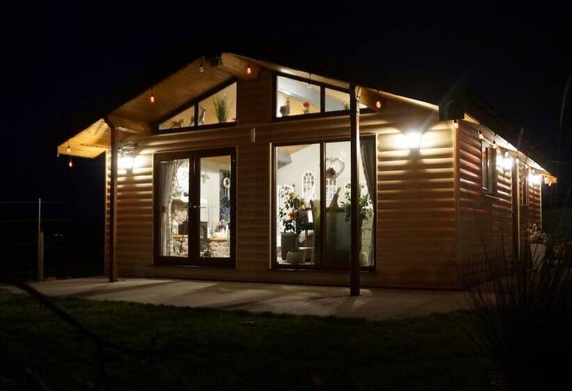 ホテル West Horizon Holiday Lodge, Beach 3 Minutes Walk