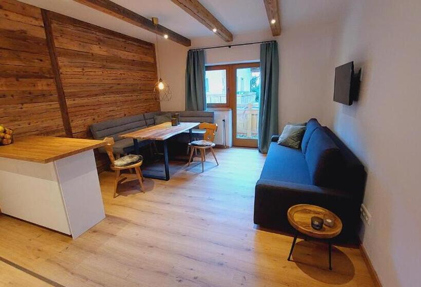 Bed and Breakfast Alpenchalet Almrose