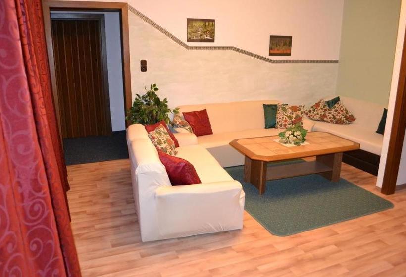 مبيت وإفطار Alpenpension Birkenhof