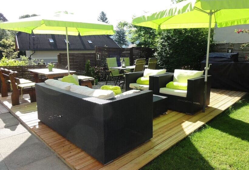 צימר Pension Adlerhorst
