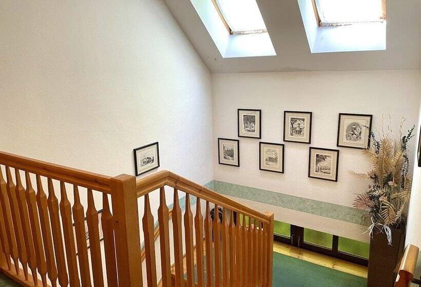 مبيت وإفطار Pension Thermenland