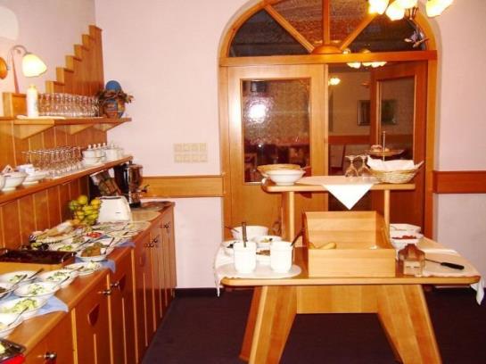 مبيت وإفطار Dorfpension Monika