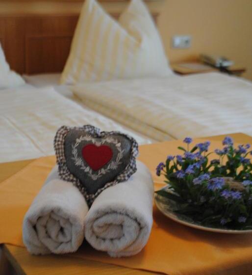 فندق Gasthofladen Schneeweiss