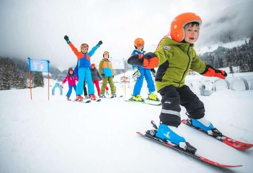 בית מלון כפרי Gut Wenghof   Family Resort Werfenweng
