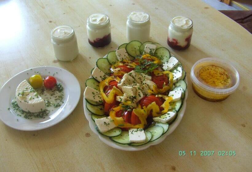 ホテル Nussbaumer Am Irrsee