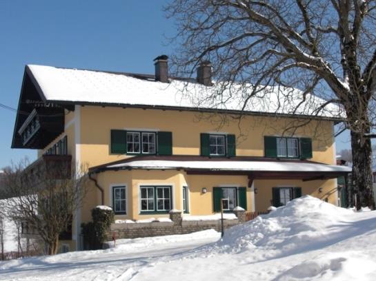 Bed and Breakfast Pension Winter Am Irrsee
