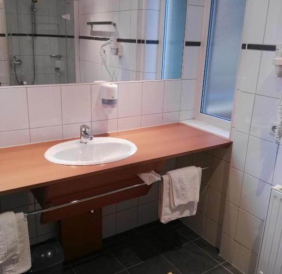 ホテル Wirt Im Feld