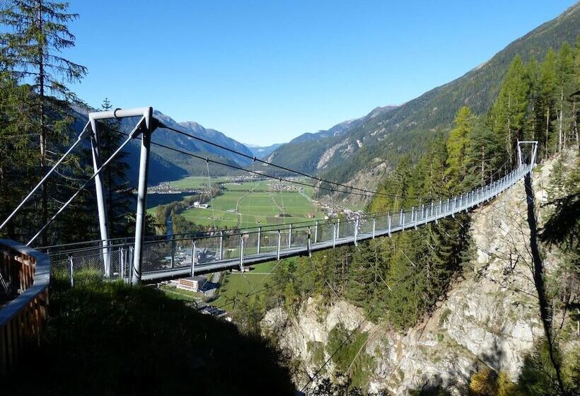 بنسيون Alpengasthof Köfels