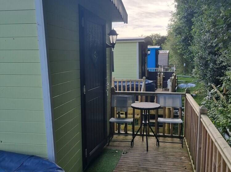 ホテル Glamping Hut   Riverview 4