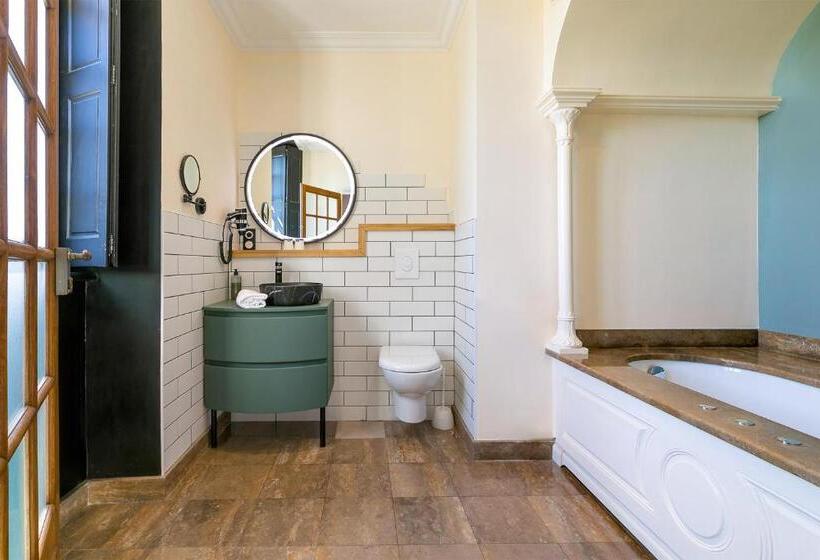 בית מלון כפרי Ibis Styles Dijon Sud Domaine De Beauregard 21600 Longvic