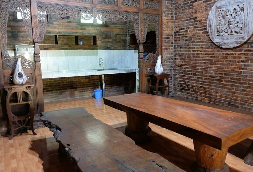 פנסיון Villa Bandungan By Simply Homy