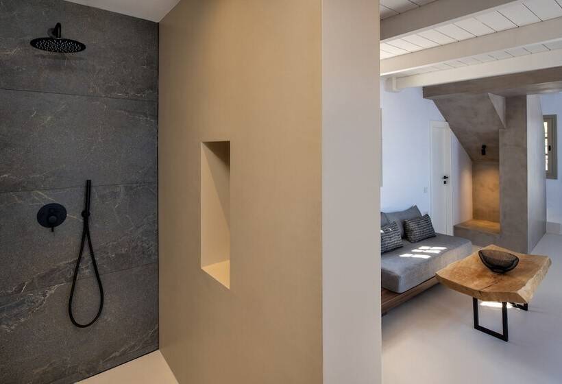 هتل Azanti Suites