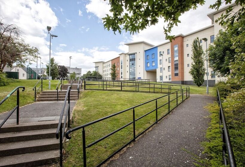 פנסיון Belmont Apartments And Rooms