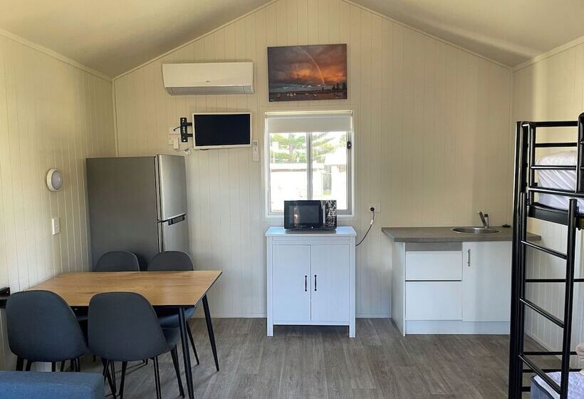 منتجع Nrma Shellharbour Beachside Holiday Park