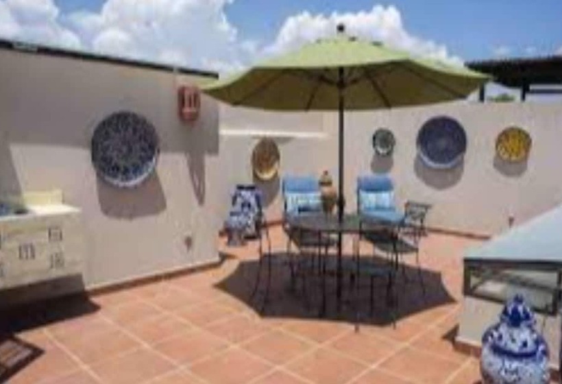 تختخواب و صبحانه Casa De Los Chiqueados