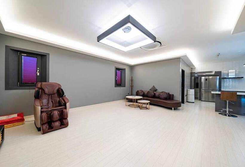 فندق على الطريق Andong Win