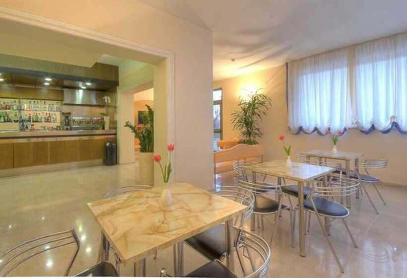 مبيت وإفطار Settecolli Sport Hostel   Double Room 105