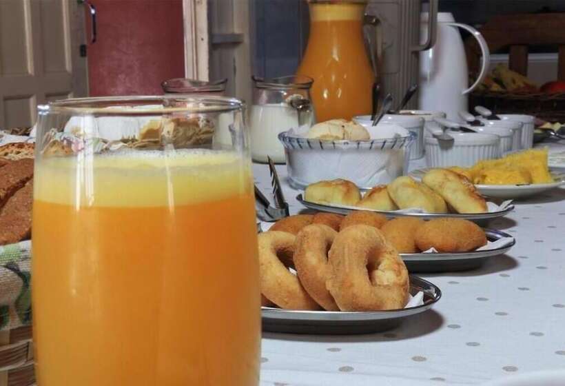 Отель Chalés Vale Do Rio Do Boi