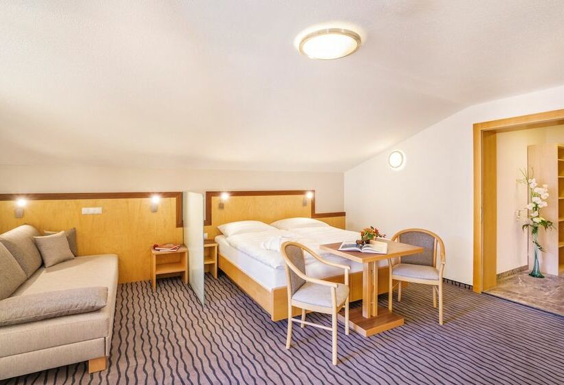 پانسیون Aliona Apart