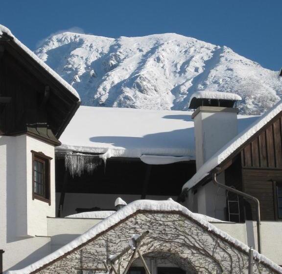 ベッドアンドブレックファースト Landhaus Seebacher