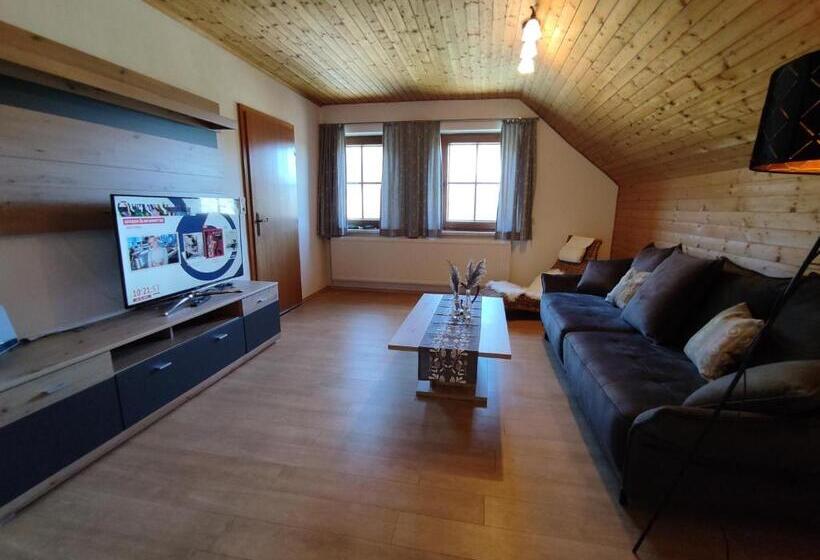 ベッドアンドブレックファースト Landhaus Seebacher