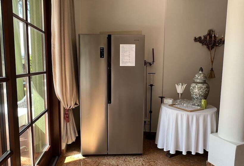 فندق Dietrichsteinerhof Apartments & Rooms