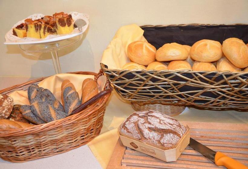 هتل Garni Elisabeth