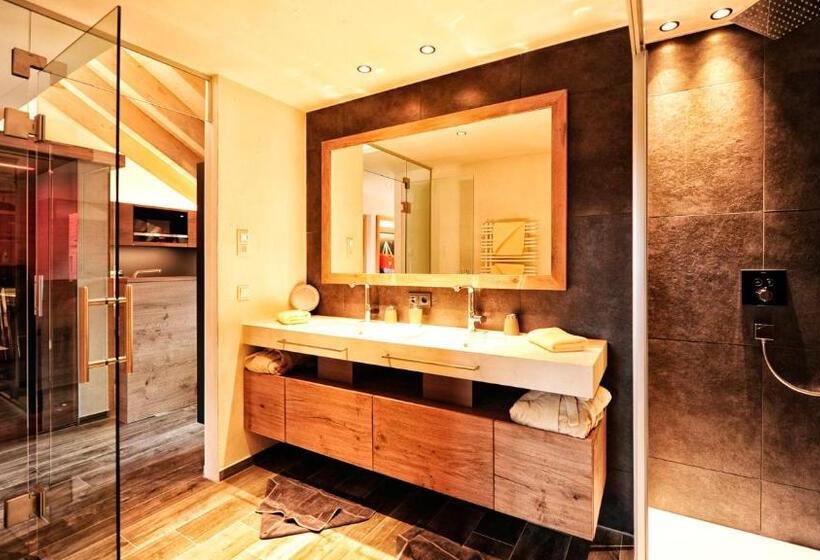 هتل Garni Stefanie