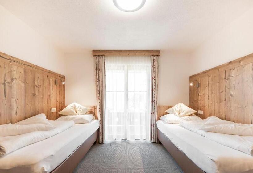 בית מלון כפרי Apart Haus Alpenhof