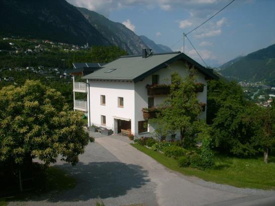 Bed and Breakfast Haus Raggl Pension