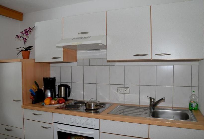 호텔 Sonnenhof   Apartments & Zimmer