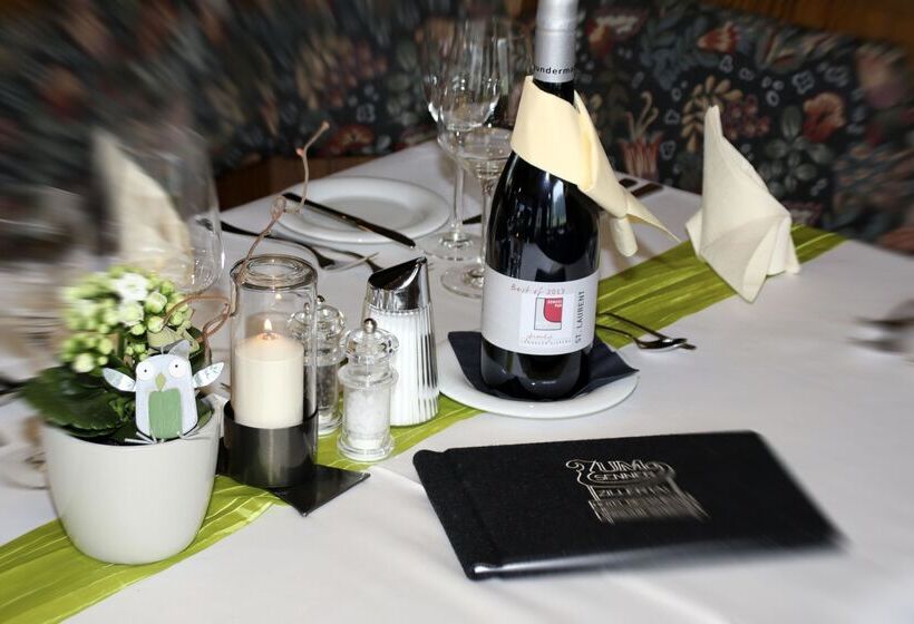 ホテル Zum Senner Suites Zillertal