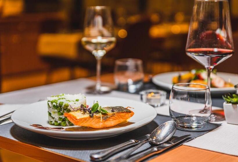 هتل Tia Monte Nauders