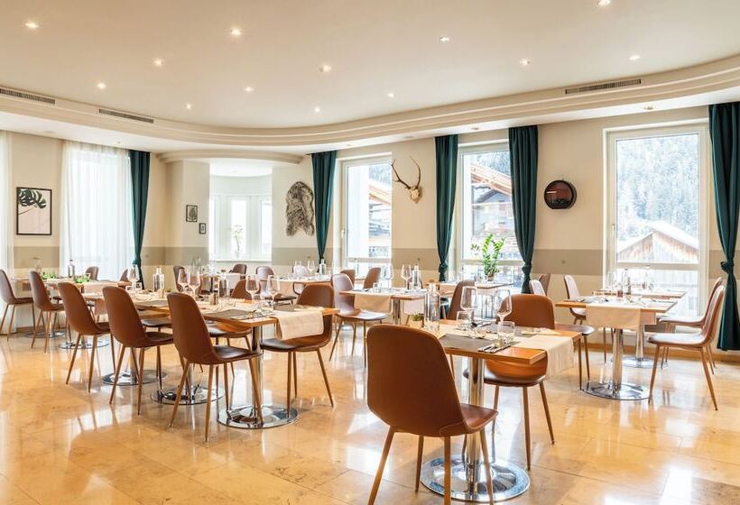 هتل Tia Monte Nauders