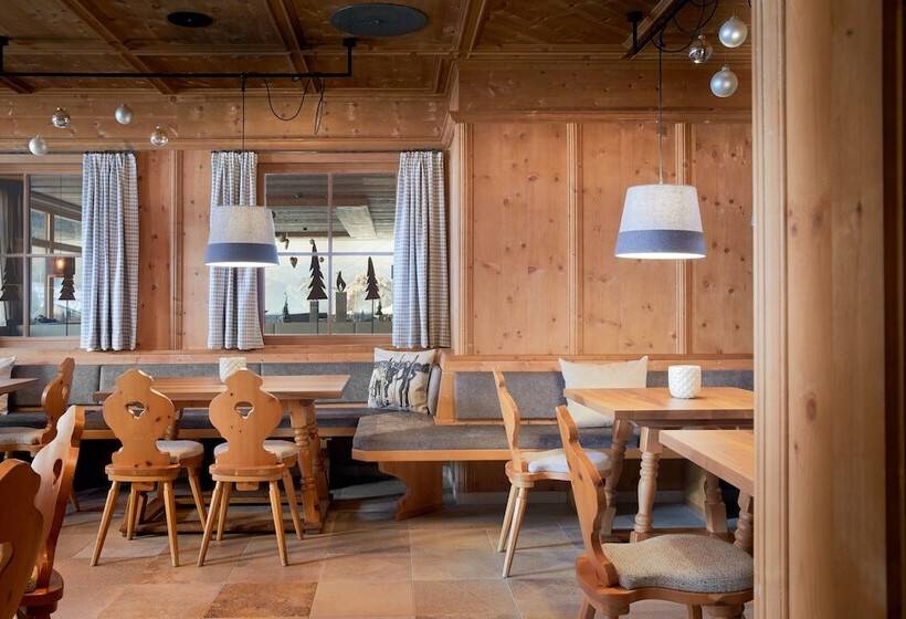 ホテル Zugspitz Resort