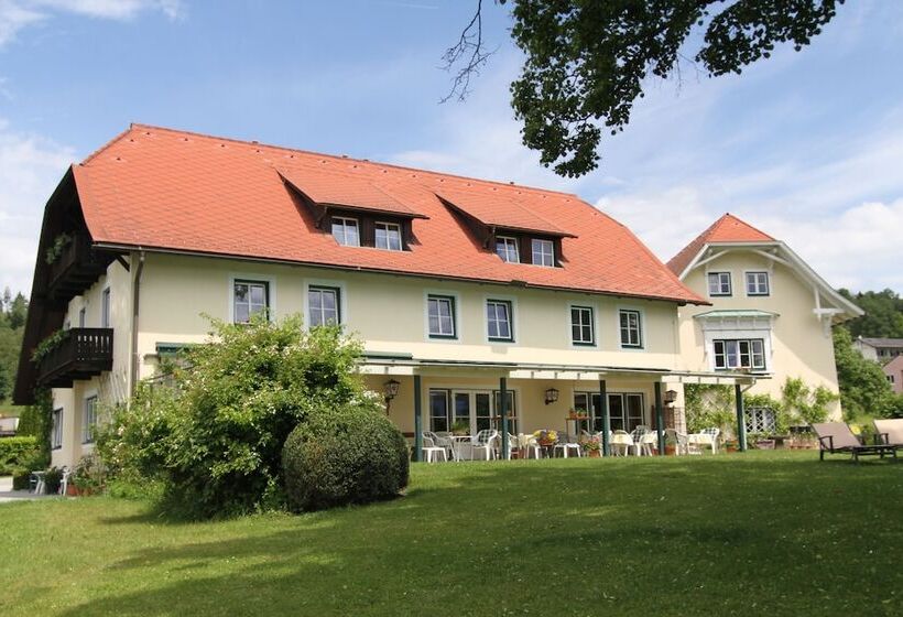 Landhaus Strussnighof