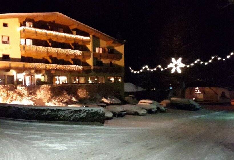 ペンション Gasthof Jäger Zillertal