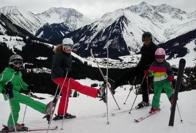 פנסיון Gästehaus Bergland