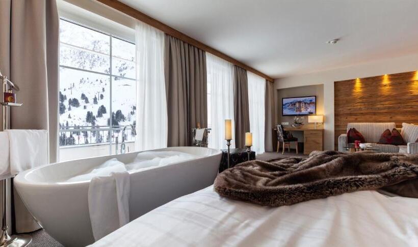 Superior Hotel Panorama