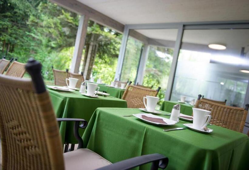 تختخواب و صبحانه Gästehaus Wrann